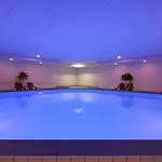 Ramada By Wyndham Amsterdam Airport Schiphol 4*