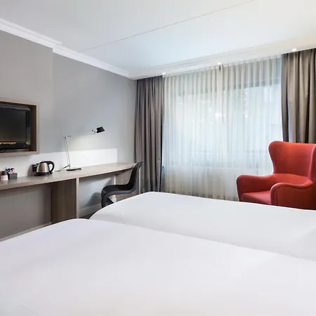 酒店 Ramada By Wyndham Amsterdam Airport Schiphol 巴特霍芬多普