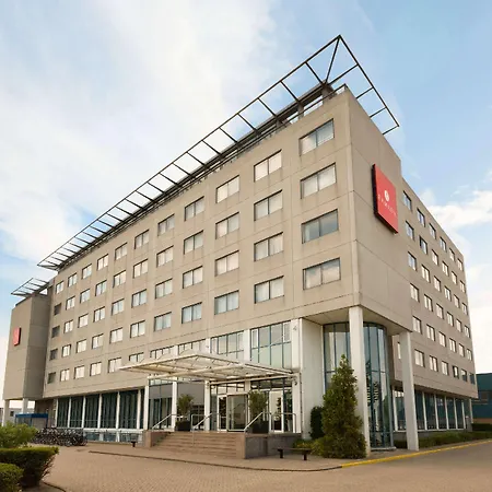 酒店 Ramada By Wyndham Amsterdam Airport Schiphol 4*
