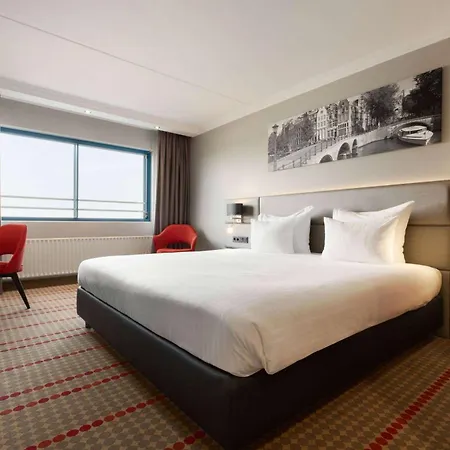 Ramada By Wyndham Amsterdam Airport Schiphol 4* 巴特霍芬多普