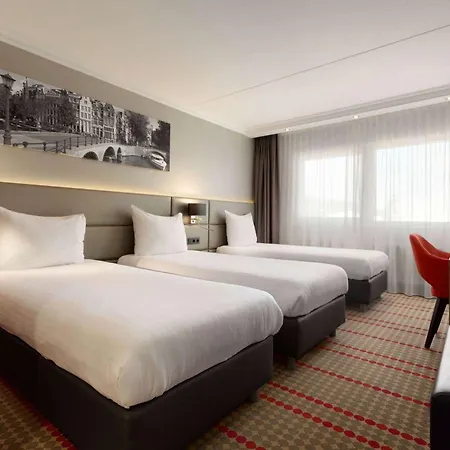 Ramada By Wyndham Amsterdam Airport Schiphol Otel