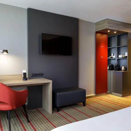Ramada By Wyndham Amsterdam Airport Schiphol 酒店 巴特霍芬多普