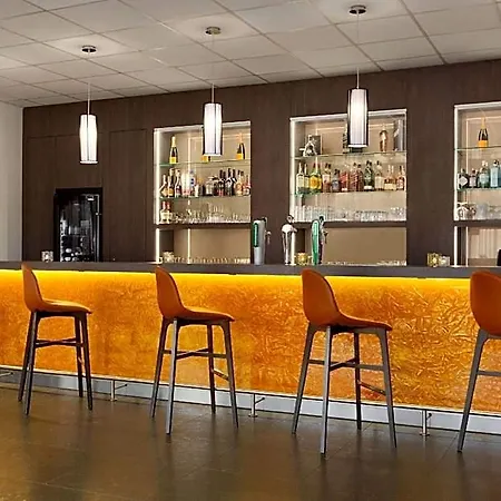 Ramada By Wyndham Amsterdam Airport Schiphol Szálloda