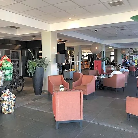 Ramada By Wyndham Amsterdam Airport Schiphol Szálloda