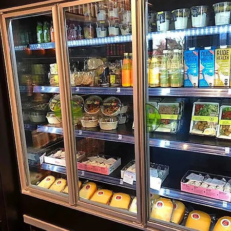 酒店 Ramada By Wyndham Amsterdam Airport Schiphol 4*