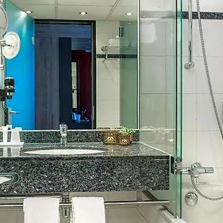 Ramada By Wyndham Amsterdam Airport Schiphol Hotel Badhoevedorp