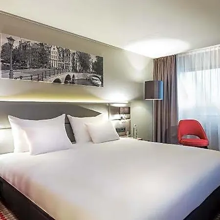 Ramada By Wyndham Amsterdam Airport Schiphol Hotel Badhoevedorp
