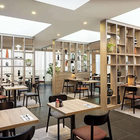 Ramada By Wyndham Amsterdam Airport Schiphol 호텔 4*