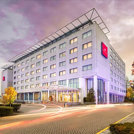 호텔 Ramada By Wyndham Amsterdam Airport Schiphol 바드후베도르프