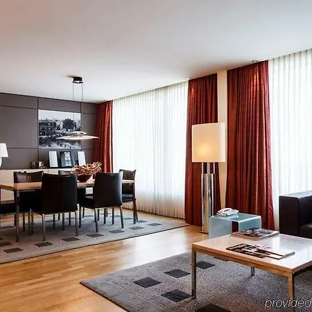 호텔 Ramada By Wyndham Amsterdam Airport Schiphol 바드후베도르프