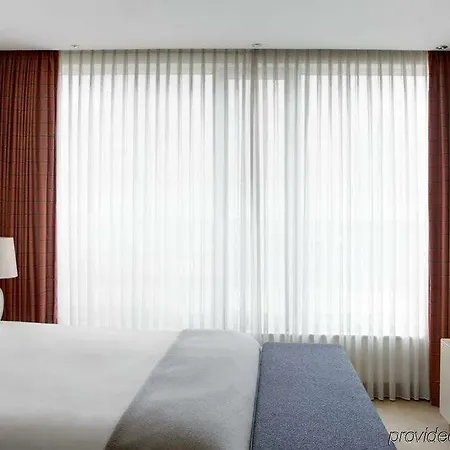 호텔 Ramada By Wyndham Amsterdam Airport Schiphol 4*