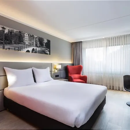 Ramada By Wyndham Amsterdam Airport Schiphol Hotel 4*